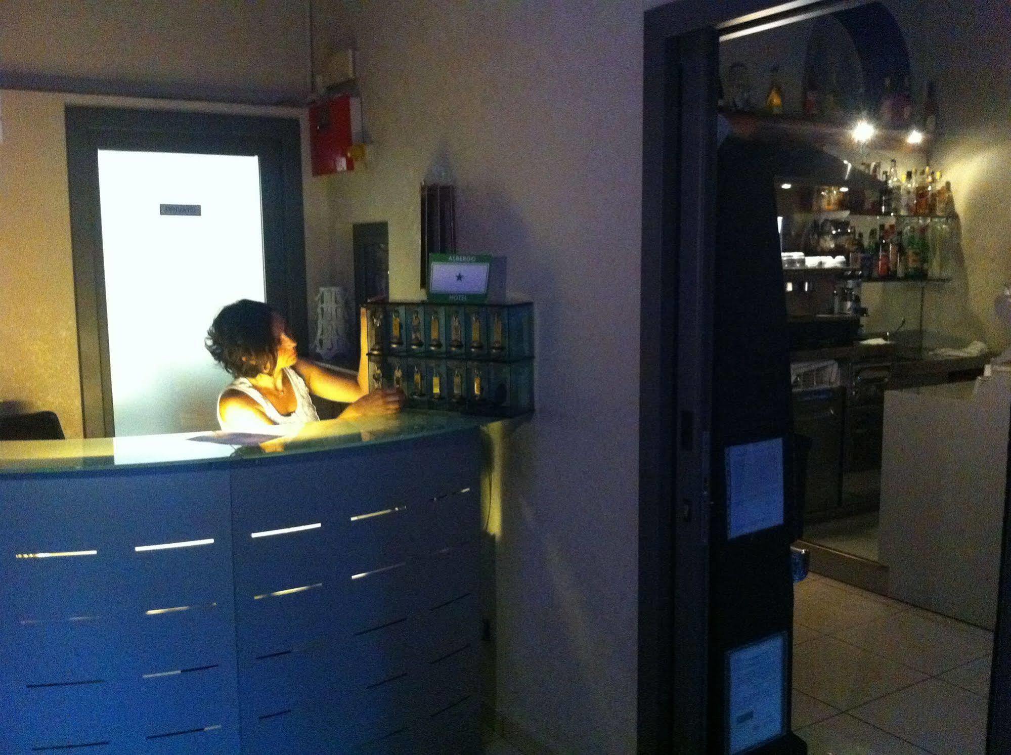 Hotel Convertini Milan Luaran gambar