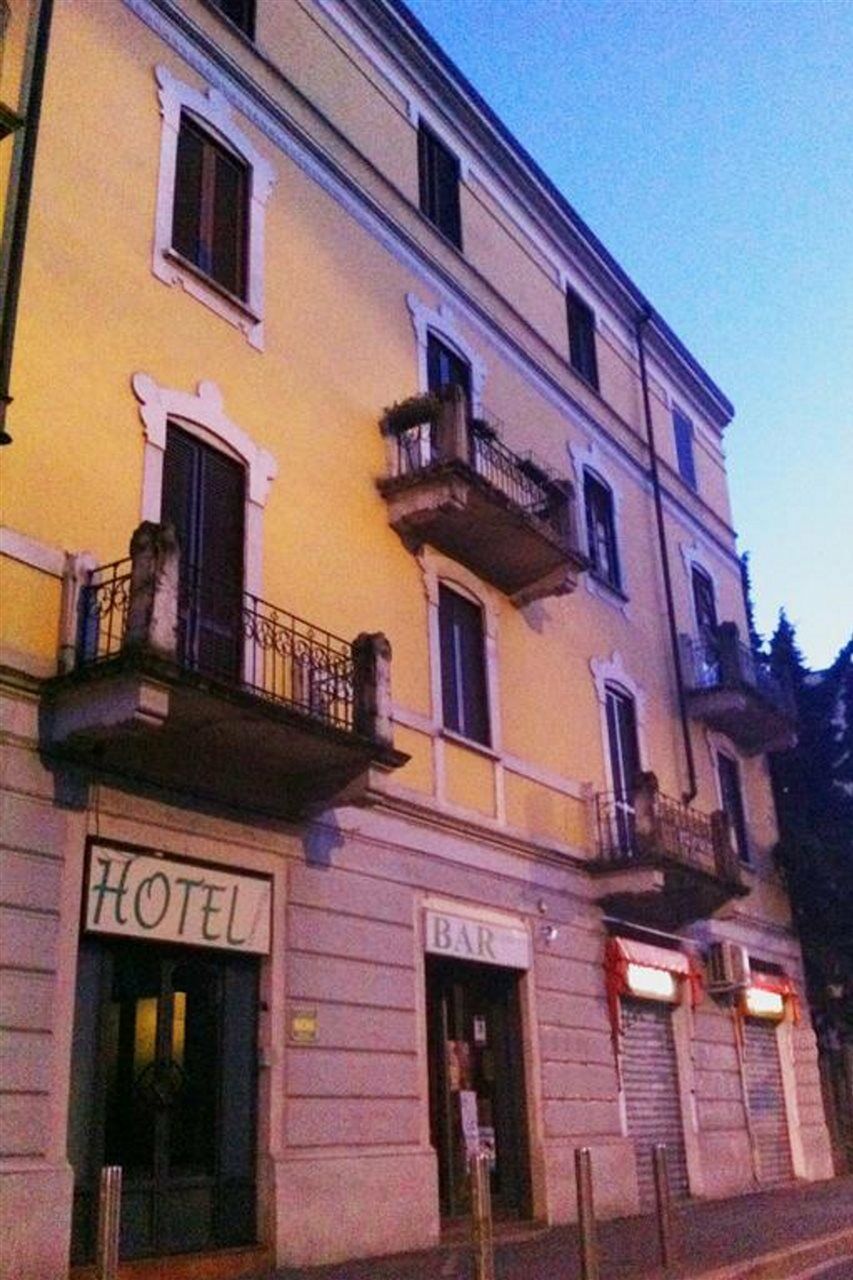 Hotel Convertini Milan Luaran gambar